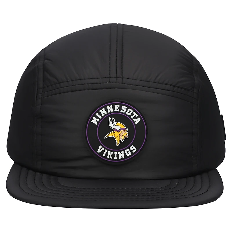 Casquette ajustable matelassée noire des Vikings du Minnesota de New Era pour homme