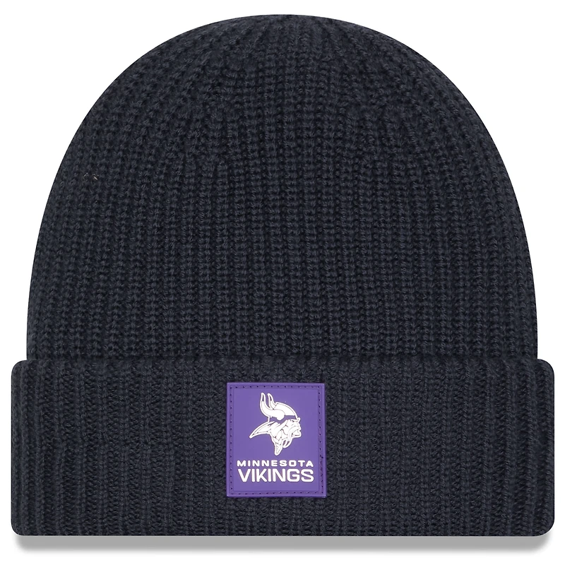 Men's New Era Charcoal Minnesota Vikings 2025 Sideline Cold Weather Cuffed Knit Hat
