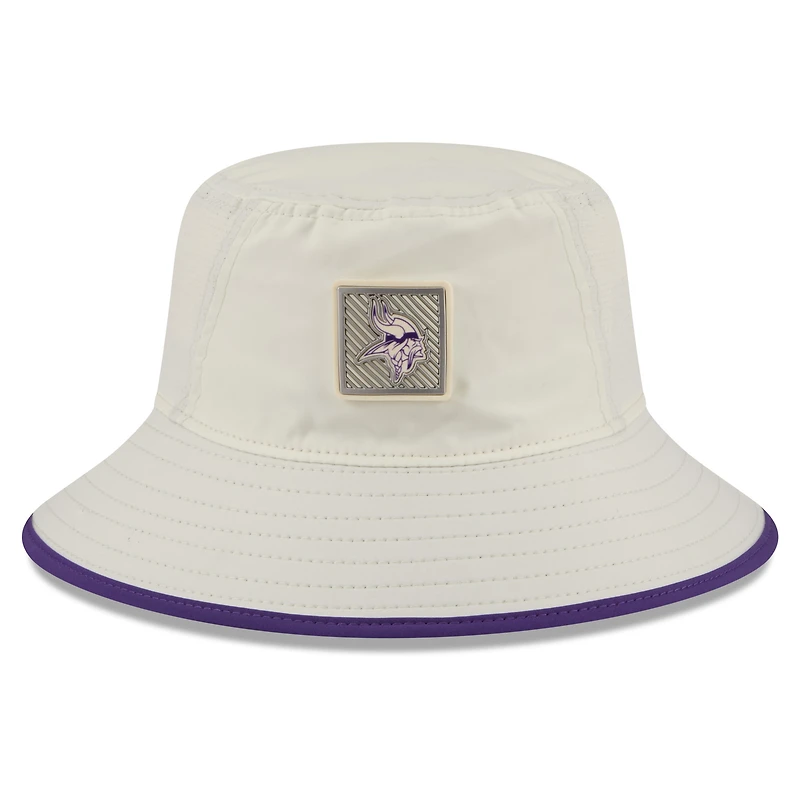 Bob de sport New Era crème Minnesota Vikings 2026 NFL Training Camp pour homme
