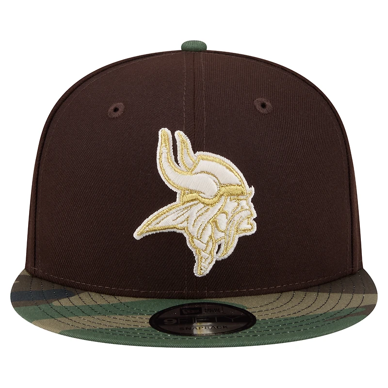 Casquette snapback New Era 9FIFTY pour homme, marron foncé, Minnesota Vikings, motif camouflage Burnt Wood.