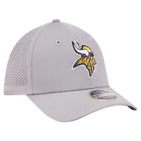 Men's New Era Gray Minnesota Vikings 39THIRTY M-Crown Flex Fit Hat