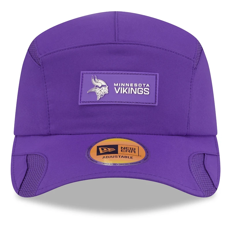 Men's New Era Purple Minnesota Vikings 2025 Sideline  Runner Adjustable Hat