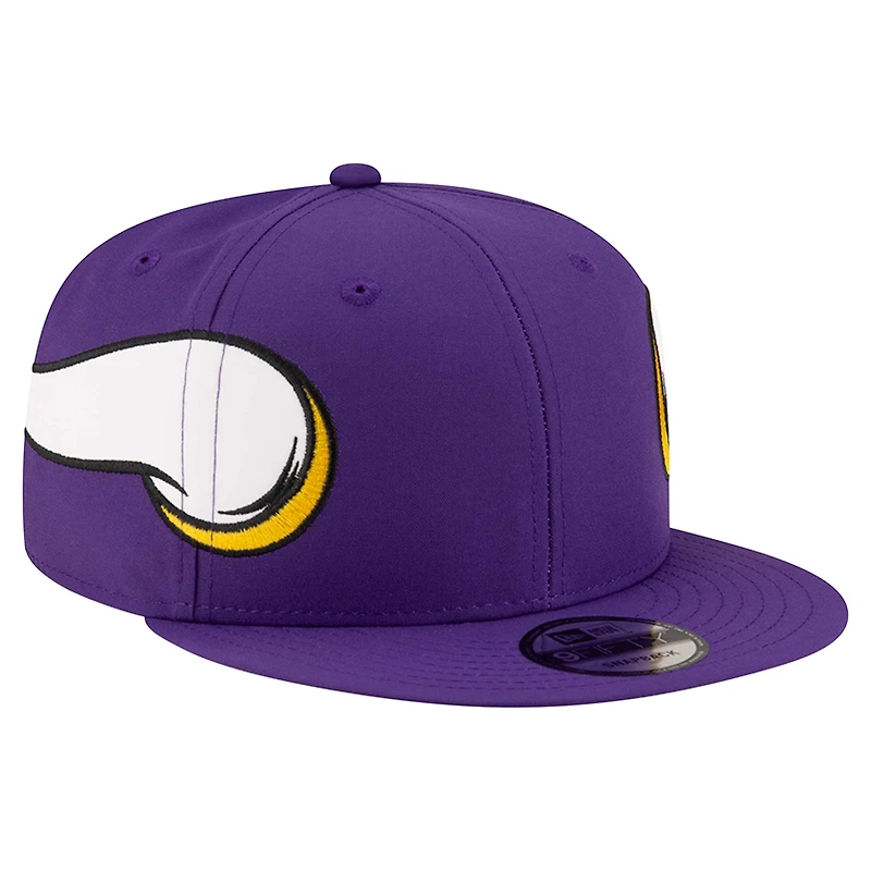 Men's New Era Purple Minnesota Vikings Helmet 9FIFTY Snapback Hat