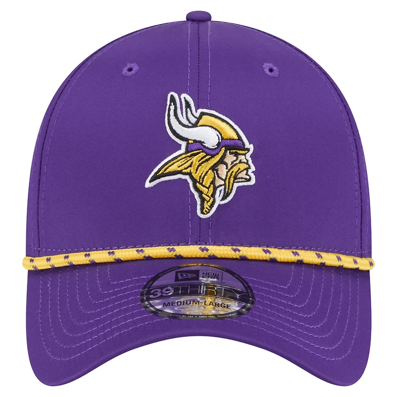 Men's New Era Purple Minnesota Vikings Perforated 39THIRTY Flex Hat
