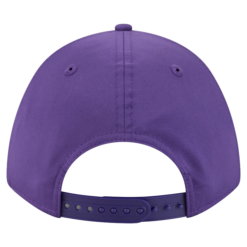 Casquette ajustable New Era blanche/violette pour homme, style A-Frame, style Adventure Gradient 9FORTY M-Crown, Vikings du Minnesota