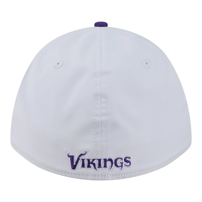 Men's New Era White/Purple Minnesota Vikings Patch 39THIRTY A-Frame M-Crown Perforated Flex Hat