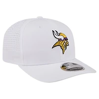 Casquette ajustable New Era blanche Minnesota Vikings pour homme, modèle 9SEVENTY, avec plaque nominative.