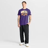 T-shirt Nike violet pour homme Minnesota Vikings Rewind Hit Essential avant et arrière