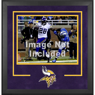 Minnesota Vikings Deluxe 16'' x 20'' Horizontal Photograph Frame with Team Logo