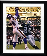 Randy Moss Minnesota Vikings Autographed 16" x 20" Catch Vs. Raiders Photograph