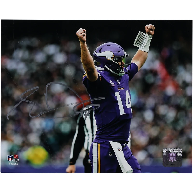 Photographie de passage autographiée de 8" x 10" de Sam Darnold des Vikings du Minnesota