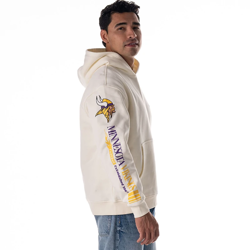 Sweat à capuche unisexe en polaire manches longues et imprimé graphique des Vikings du Minnesota de The Wild Collective, couleur crème