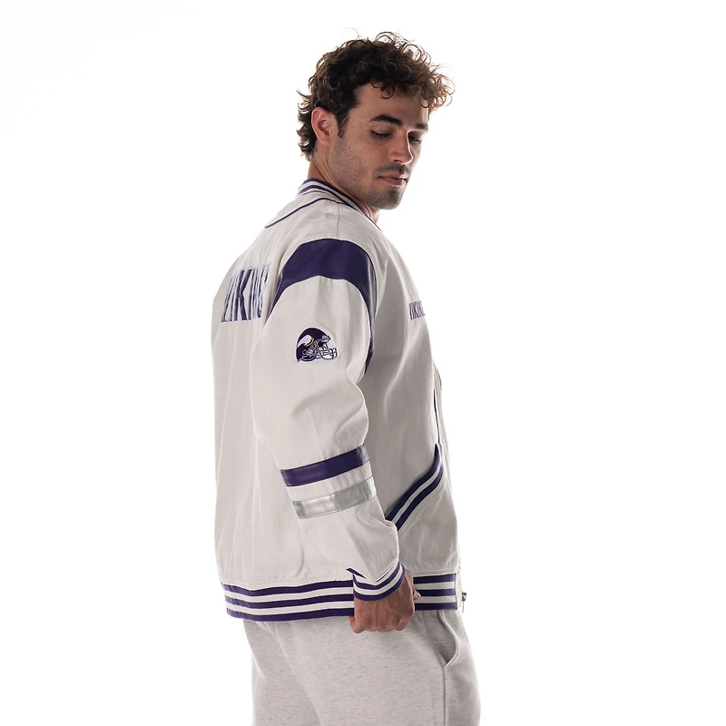 Veste rétro surdimensionnée blanche unisexe The Wild Collective des Vikings du Minnesota, entièrement zippée