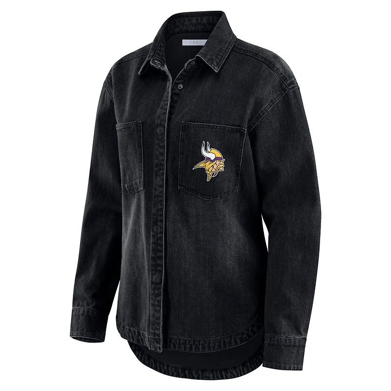 Veste-chemise surdimensionnée en denim noir délavé à boutons-pression pour femme WEAR by Erin Andrews des Vikings du Minnesota