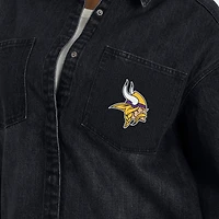 Veste-chemise surdimensionnée en denim noir délavé à boutons-pression pour femme WEAR by Erin Andrews des Vikings du Minnesota