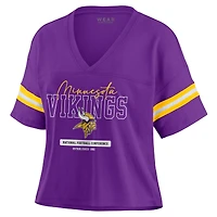 T-shirt court à col en V et blocs de couleurs violets pour femmes WEAR by Erin Andrews des Minnesota Vikings
