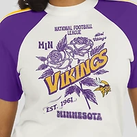 T-shirt raglan blanc à rayures et manches vieillies pour femme WEAR by Erin Andrews des Vikings du Minnesota