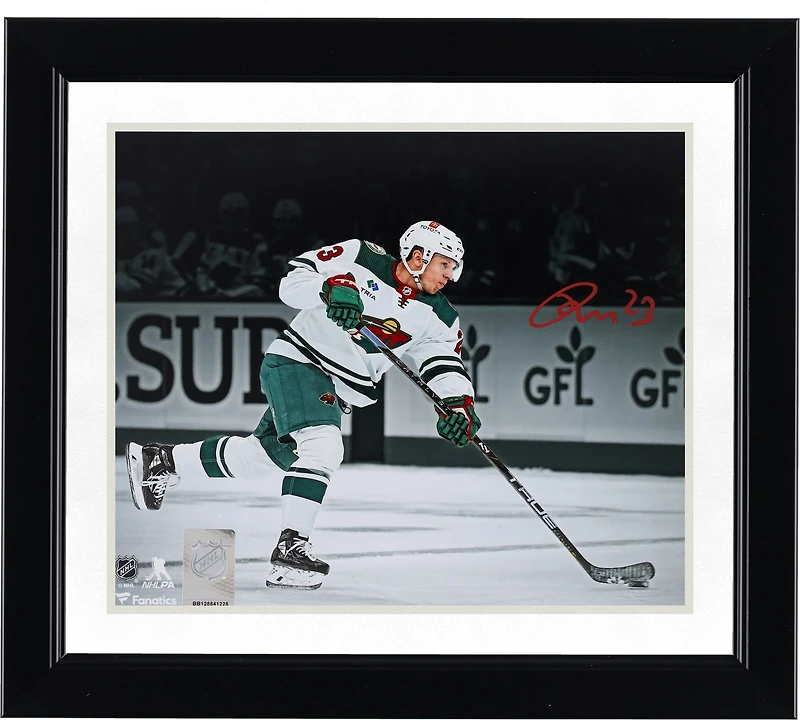 Photographie autographiée de Marco Rossi, maillot blanc du Minnesota Wild, 20 x 25 cm, prise de vue en plein écran