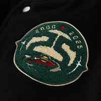 Veste universitaire Mitchell & Ness noire pour homme, modèle Minnesota Wild Walk The Tunnel, à boutons-pression.