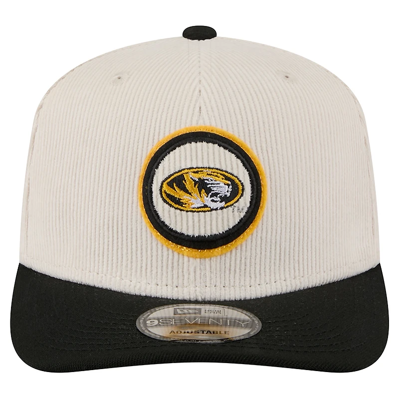 Casquette ajustable 9SEVENTY en velours côtelé Loyal des Missouri Tigers de New Era pour homme, crème/noir