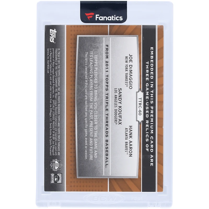 Carte relique multi-équipes MLB 2011 Topps Triple Threads #TTRC-60 #2/27 de Joe DiMaggio, Hank Aaron et Sandy Koufax