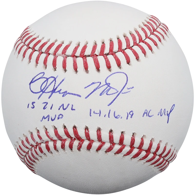 Balle de baseball autographiée par Mike Trout et Bryce Harper avec plusieurs inscriptions de MVP de la ligue