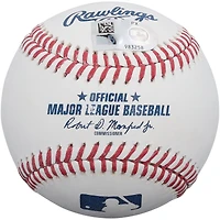 Balle de baseball autographiée par Mike Trout et Bryce Harper avec plusieurs inscriptions de MVP de la ligue