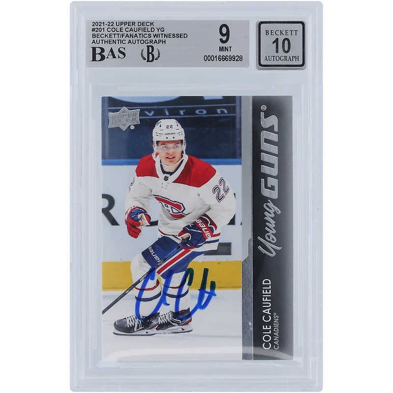 Carte recrue 9/10 autographiée par Cole Caufield des Canadiens de Montréal 2021-22 Upper Deck Series 1 Young Guns #201 Beckett Fanatics Witnessed Authenticated