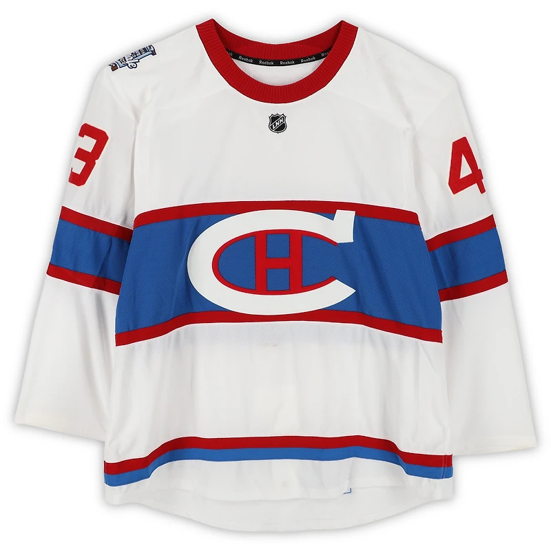Maillot blanc Reebok n° 43 porté par Daniel Carr, des Canadiens de Montréal, lors du match contre les Bruins de Boston le 1er janvier 2016 – Classique hivernale de la LNH – Porté pendant l'échauffement