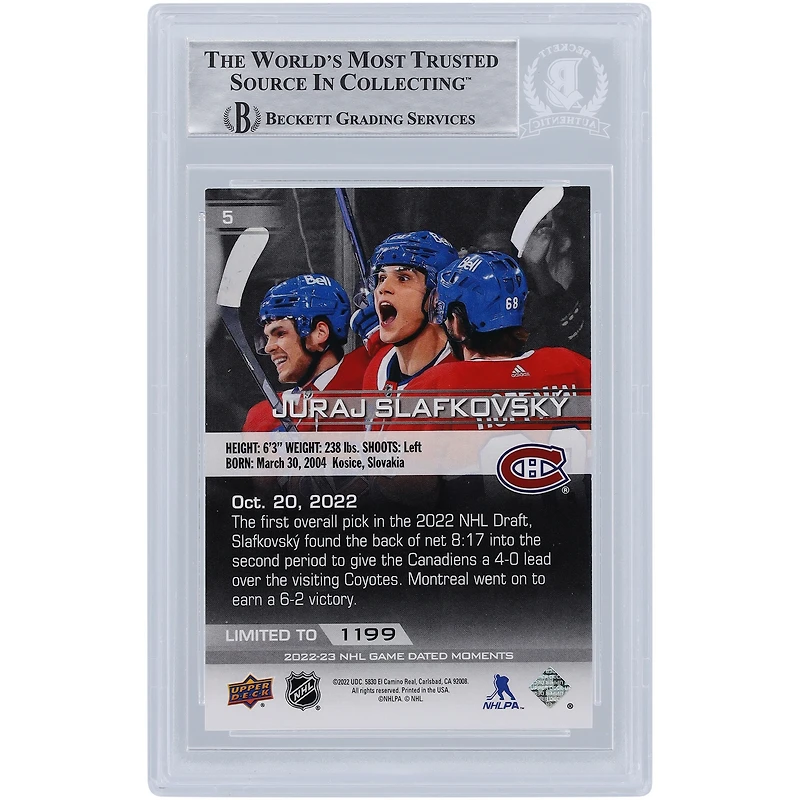 Carte de recrue authentifiée autographiée par Juraj Slafkovsky des Canadiens de Montréal 2022-23 Upper Deck Game Dated Moments Premier but #5 Beckett Fanatics Witnessed