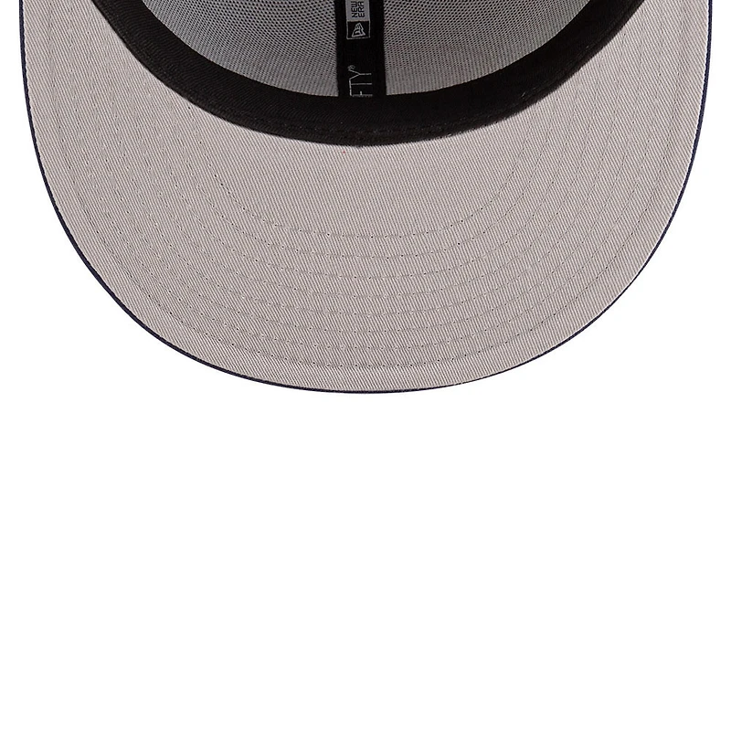 Casquette ajustée New Era Core 59FIFTY bleu marine pour homme, modèle Montréal Canadiens.