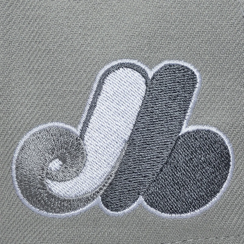 Casquette ajustable Mitchell & Ness grise pour homme, modèle Pro-Crown, des Expos de Montréal et du Thunderstorm de Cooperstown, en forme d'entraîneur-chef.