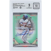 Carte autographiée de Vladimir Guerrero (Expos de Montréal), série Topps Triple Threads Emerald 2022, numéro 93/259, authentifiée par Beckett Fanatics Witnessed (note 9/10).