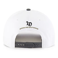 Casquette ajustable bicolore NASCAR Liquid Death Triple Hit pour homme, modèle blanc « 47 »