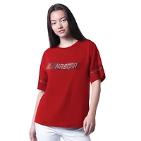 T-shirt rouge NASCAR G-III 4Her pour femme par Carl Banks