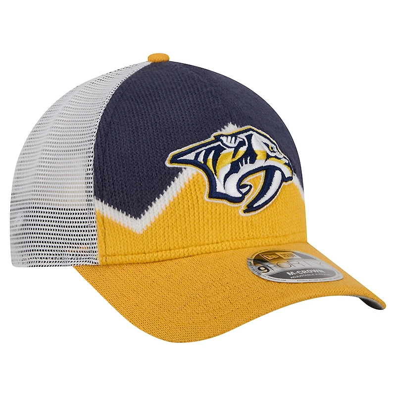 Casquette de camionneur ajustable New Era 9FORTY A-Frame M-Crown pour homme, couleur or/bleu marine, des Nashville Predators