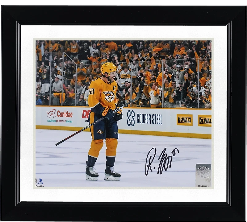 Photo commémorative du maillot doré 8" x 10" autographié par Roman Josi des Predators de Nashville
