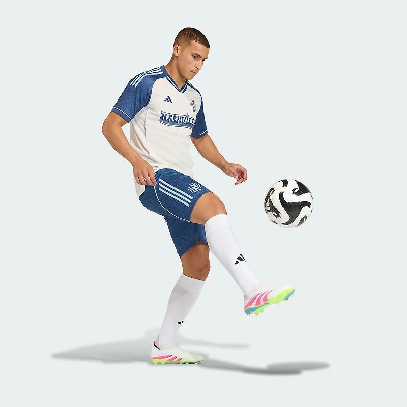 Short authentique adidas bleu Nashville SC 2025 Archive Collection pour homme