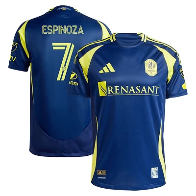 Maillot authentique adidas Cristian Espinoza bleu marine Nashville SC 2025 « Le Cœur de Nashville » pour homme