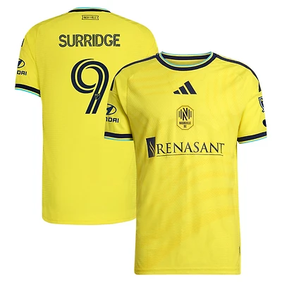 Maillot authentique adidas Sam Surridge jaune Nashville SC 2026 The Reverb Kit pour homme