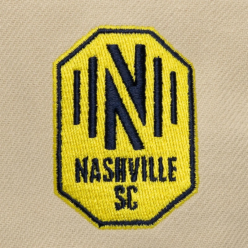 Casquette snapback Mitchell & Ness Nashville SC Upside Down Pro Pinch pour homme, couleur crème/bleu marine