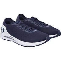 Chaussures Sonic Under Armour de la marine émises par l'équipe des aspirants du programme football