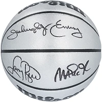 Ballon de basket Wilson Platinum autographié par Larry Bird, Magic Johnson et Julius Erving