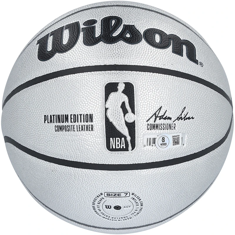 Ballon de basket Wilson Platinum autographié par Larry Bird, Magic Johnson et Julius Erving