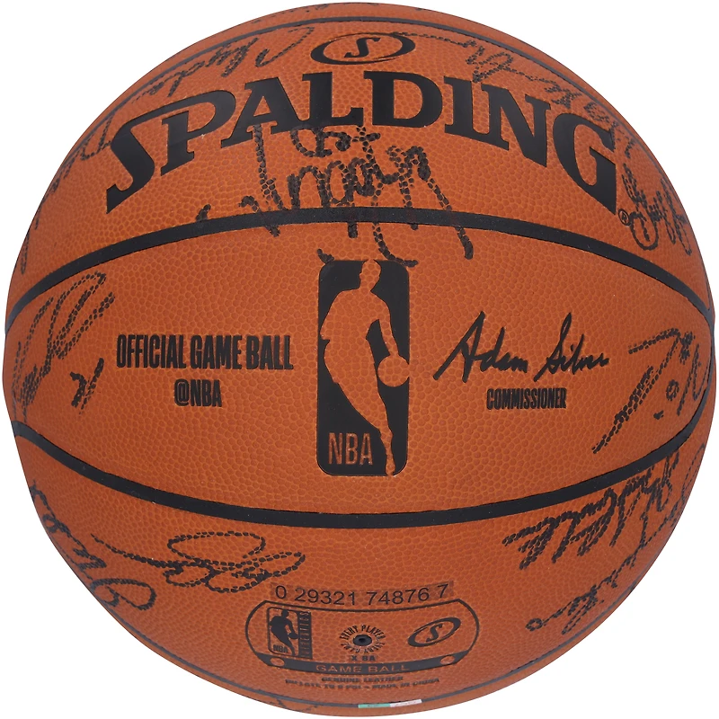 Ballon de basket officiel du 75e anniversaire de la NBA, autographié par l'équipe Spalding, avec 39 signatures, dont Shaquille O'Neal, Kareem Abdul-Jabbar et Larry Bird - Édition limitée à 50 exemplaires
