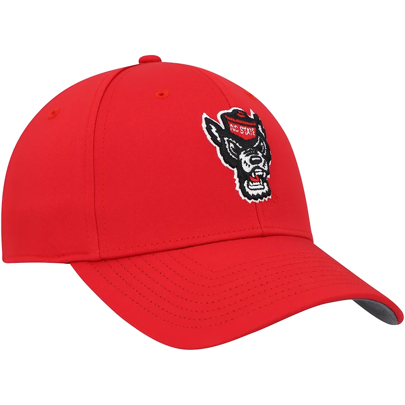 Casquette flexible NC State Wolfpack 2021 Sideline Coaches adidas rouge pour homme