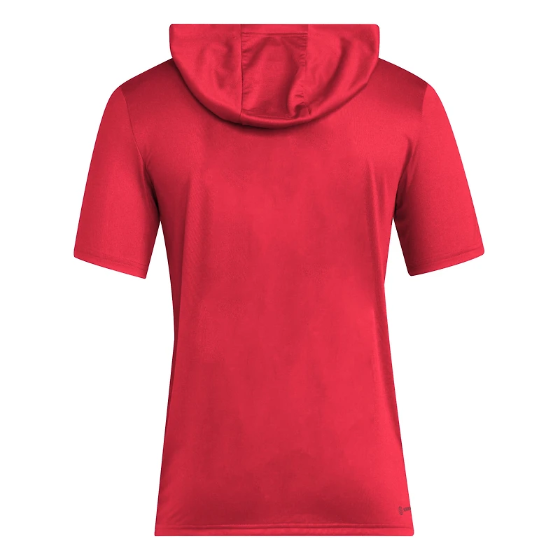T-shirt d'entraînement à capuche rouge adidas NC State Wolfpack 2025 AREOREADY pour homme