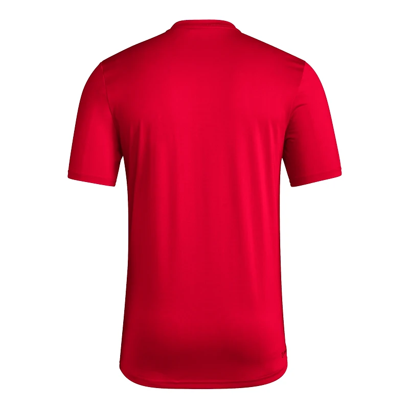 T-shirt adidas rouge NC State Wolfpack Locker On-Court The Fade Pregame AEROREADY pour homme