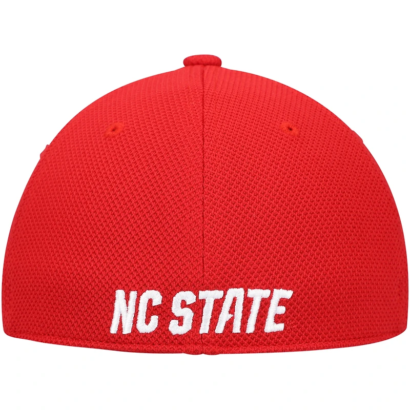 Casquette de baseball ajustée adidas NC State Wolfpack On-Field pour hommes, blanche