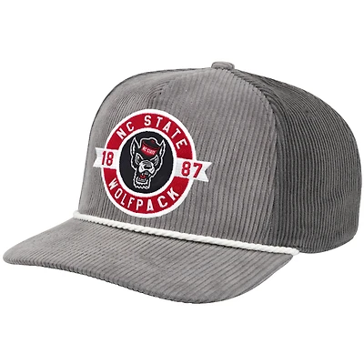 Casquette trucker ajustable Colosseum grise NC State Wolfpack « Where's My Hat Podium » pour homme